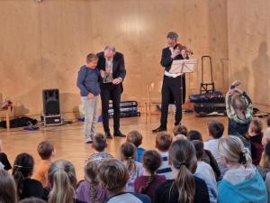 20240924 091227-Large